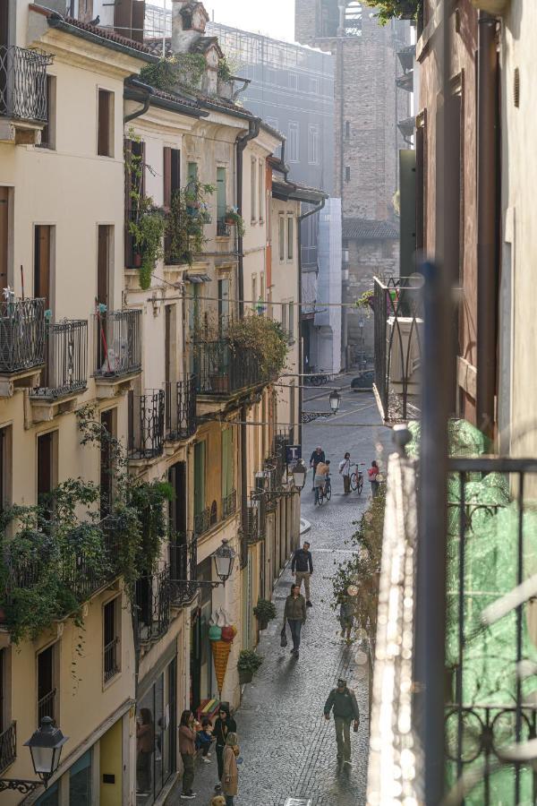 Suite Palladiana, La Migliore Vista Di Vicenza Exterior photo